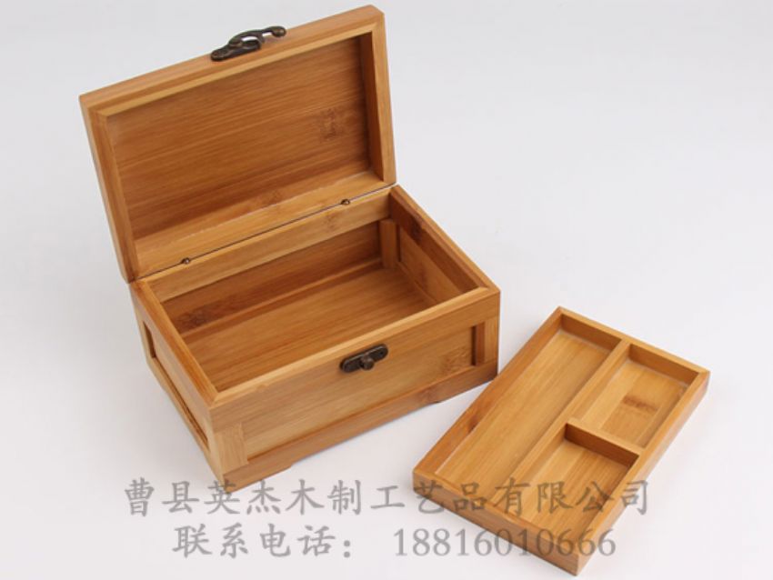 點擊查看詳細信息<br>標題：高檔竹木盒 閱讀次數(shù)：912