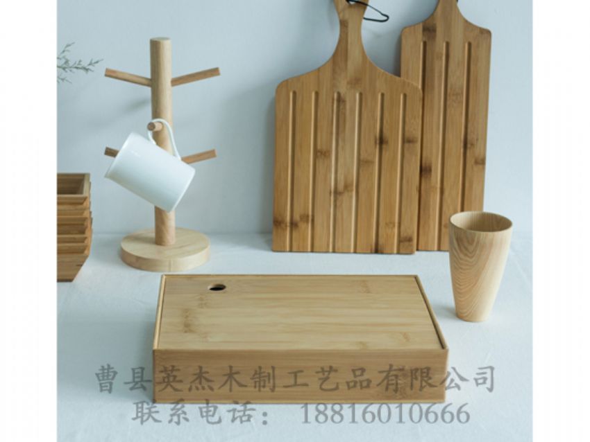 點(diǎn)擊查看詳細(xì)信息<br>標(biāo)題：竹木格子盒 閱讀次數(shù)：1130