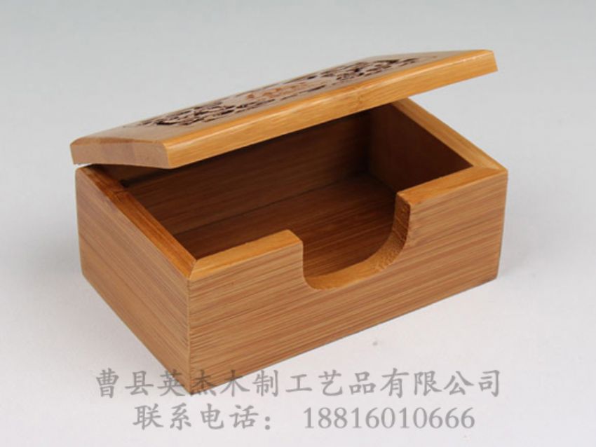 點(diǎn)擊查看詳細(xì)信息<br>標(biāo)題：高檔竹木名片盒 閱讀次數(shù)：901
