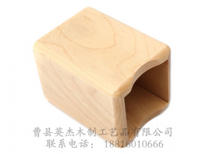 點(diǎn)擊查看詳細(xì)信息<br>標(biāo)題：木制筆筒 閱讀次數(shù)：935