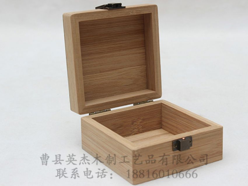 點(diǎn)擊查看詳細(xì)信息<br>標(biāo)題：原木色竹木木盒 閱讀次數(shù)：907