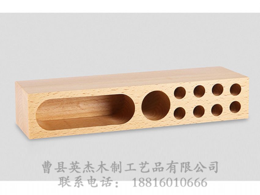 點(diǎn)擊查看詳細(xì)信息<br>標(biāo)題：手機(jī)支架 閱讀次數(shù)：1116