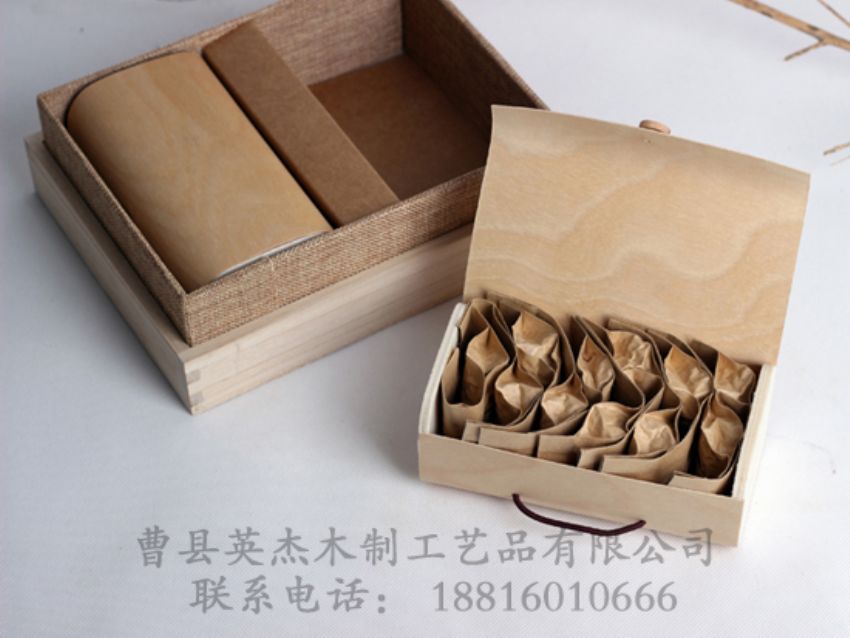 點擊查看詳細信息<br>標題：木制茶葉盒 閱讀次數(shù)：891