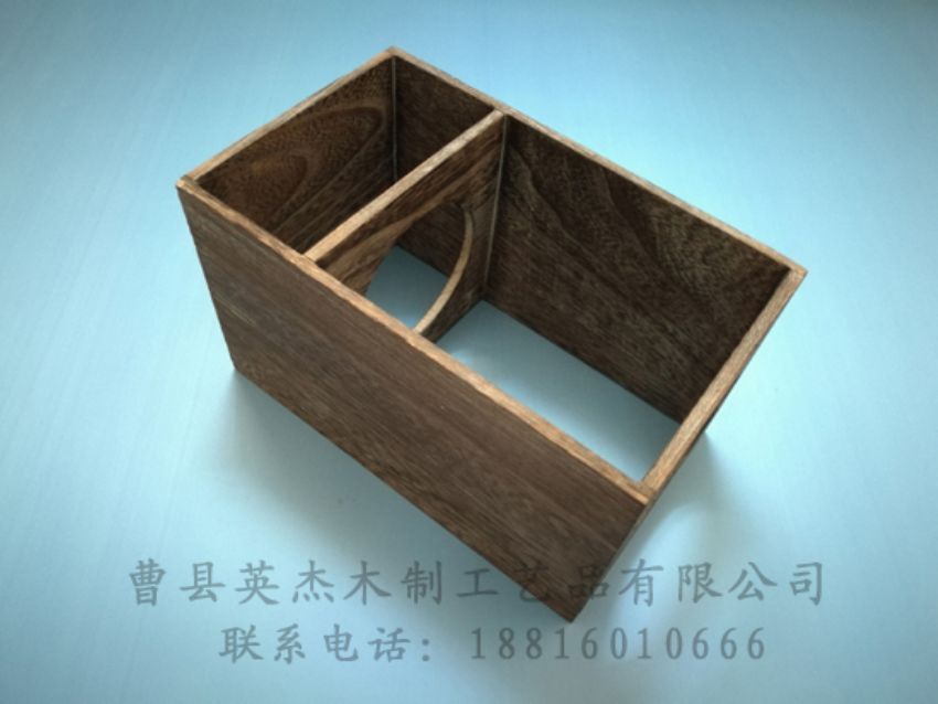 點(diǎn)擊查看詳細(xì)信息<br>標(biāo)題：木制底座  木制杯蓋 閱讀次數(shù)：947