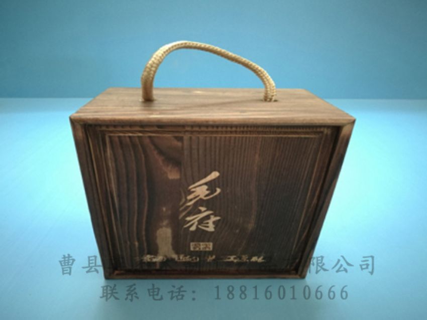 點(diǎn)擊查看詳細(xì)信息<br>標(biāo)題：木制紅酒盒 閱讀次數(shù)：849