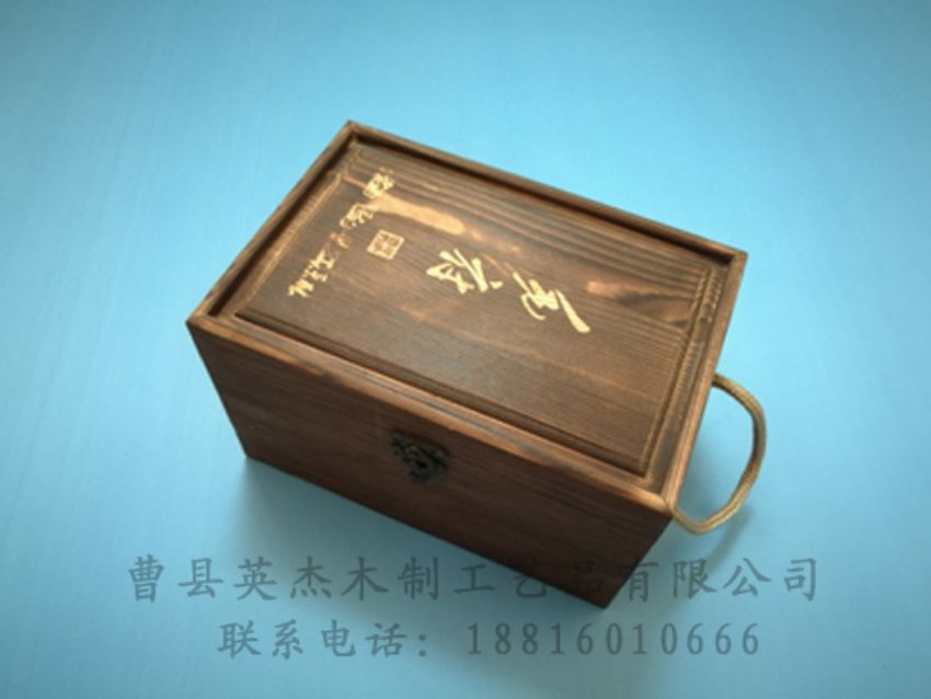 點(diǎn)擊查看詳細(xì)信息<br>標(biāo)題：木制紅酒盒 閱讀次數(shù)：862