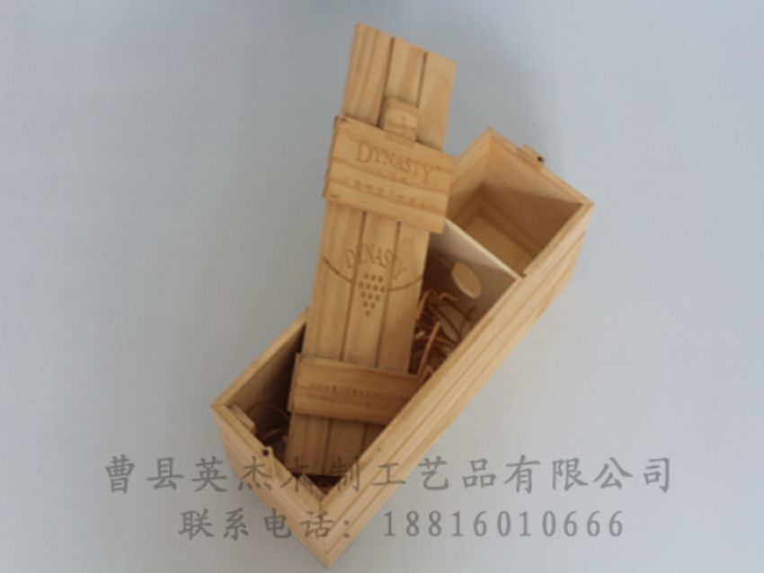 點(diǎn)擊查看詳細(xì)信息<br>標(biāo)題：木制紅酒盒 閱讀次數(shù)：887