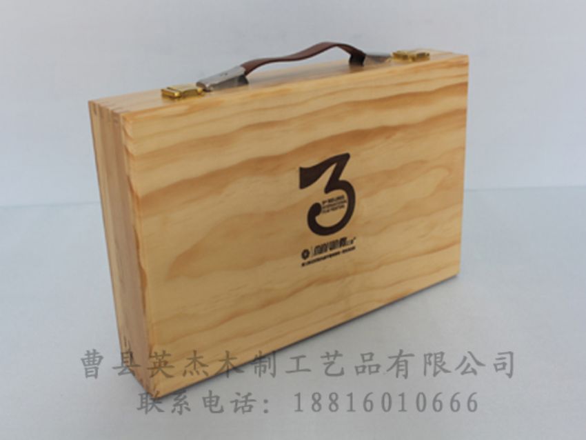 點(diǎn)擊查看詳細(xì)信息<br>標(biāo)題：木制紅酒盒 閱讀次數(shù)：842