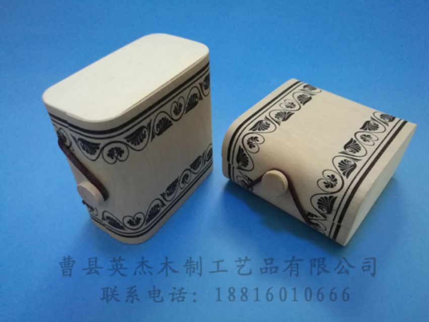 點(diǎn)擊查看詳細(xì)信息<br>標(biāo)題：樺木樹(shù)皮盒 閱讀次數(shù)：1166