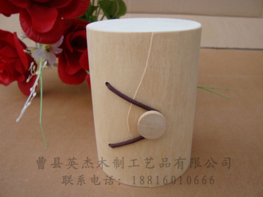 點(diǎn)擊查看詳細(xì)信息<br>標(biāo)題：樺木樹(shù)皮盒 閱讀次數(shù)：1276