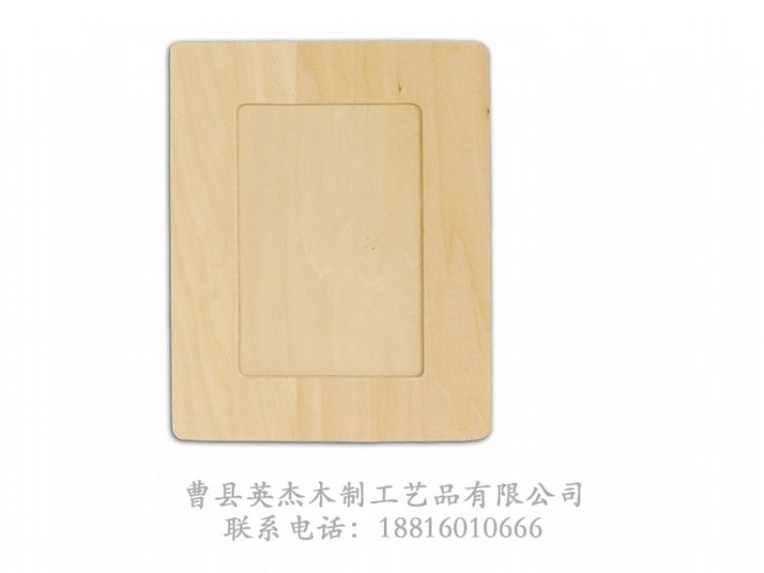 點擊查看詳細信息<br>標題：實木相框 閱讀次數(shù)：869