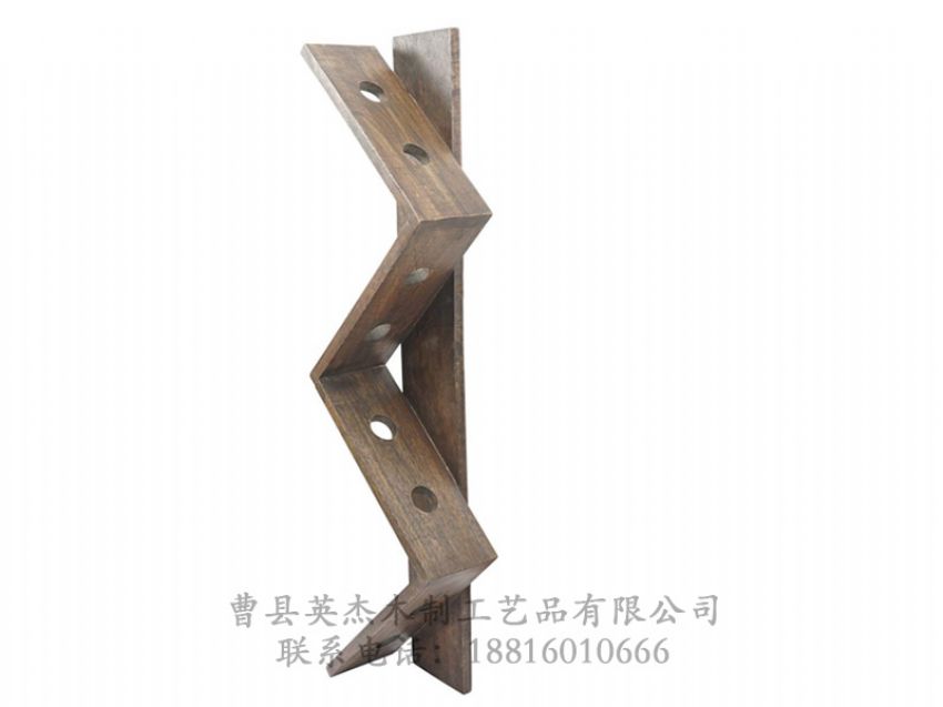 點(diǎn)擊查看詳細(xì)信息<br>標(biāo)題：木制酒架 閱讀次數(shù)：701