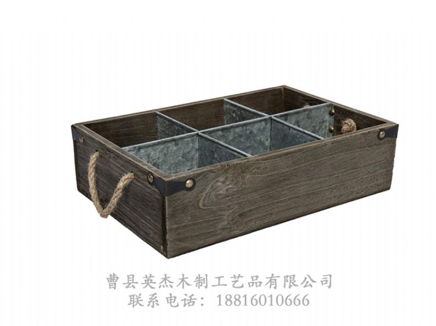 點(diǎn)擊查看詳細(xì)信息<br>標(biāo)題：木制酒盒 閱讀次數(shù)：682