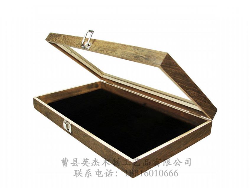 點(diǎn)擊查看詳細(xì)信息<br>標(biāo)題：木制文具包裝盒 閱讀次數(shù)：723