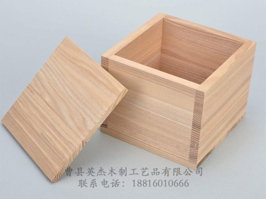 點(diǎn)擊查看詳細(xì)信息<br>標(biāo)題：木制文具包裝盒 閱讀次數(shù)：703