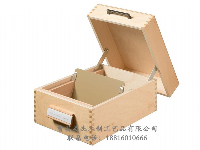 點(diǎn)擊查看詳細(xì)信息<br>標(biāo)題：木制收納盒 閱讀次數(shù)：371